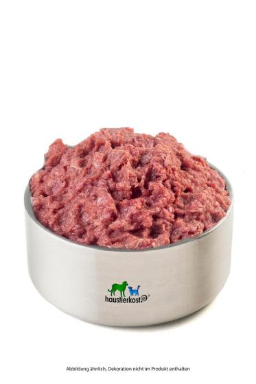 Putenhälse gewolft, 500 g, in Edelstahlschüssel, geeignet für Hunde und Katzen.