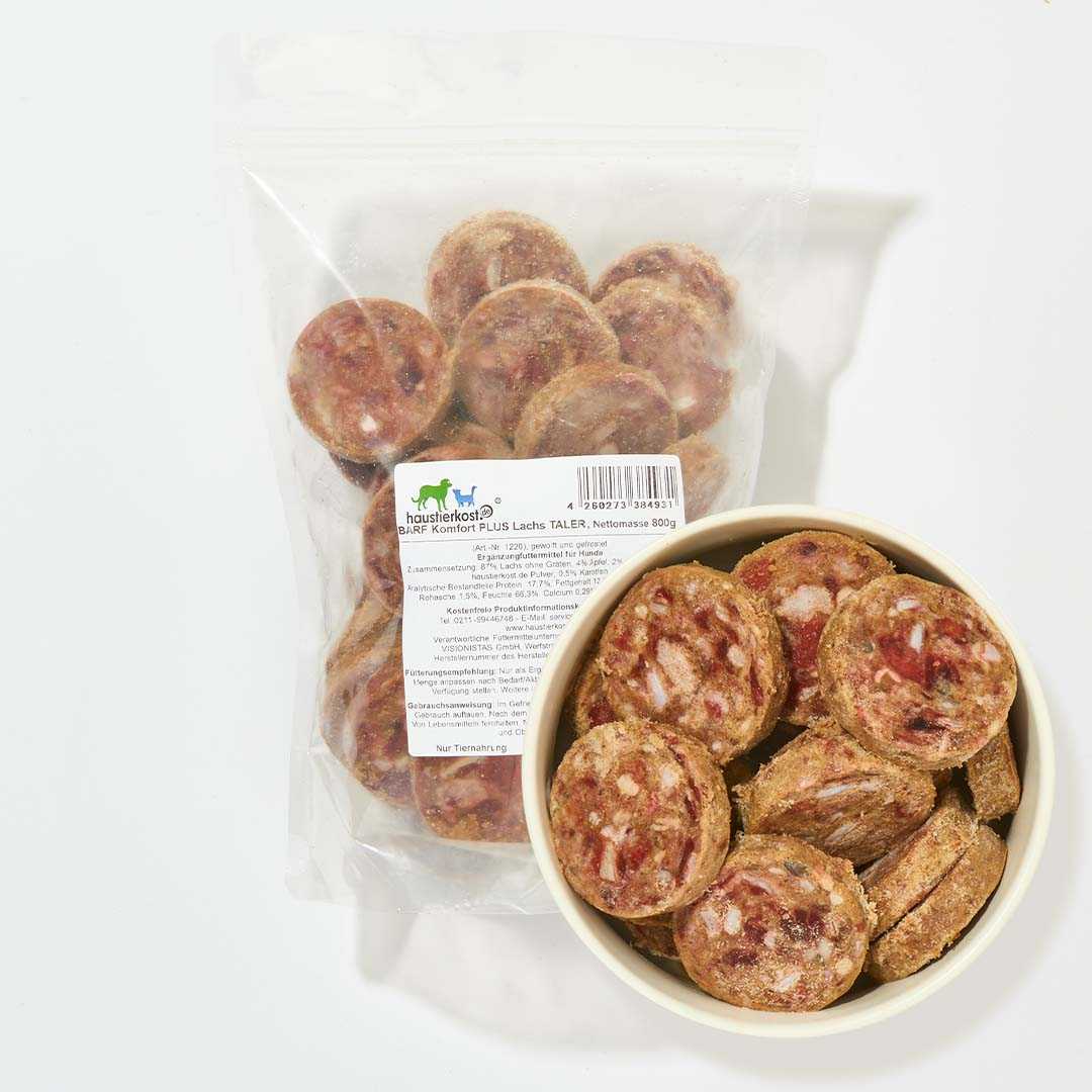 BARF Komfort PLUS Lachs TALER in Schale und Beutel, 800 g, enthält Lachsbauch, Gemüse und Kräuter, geeignet für aktive Hunde.