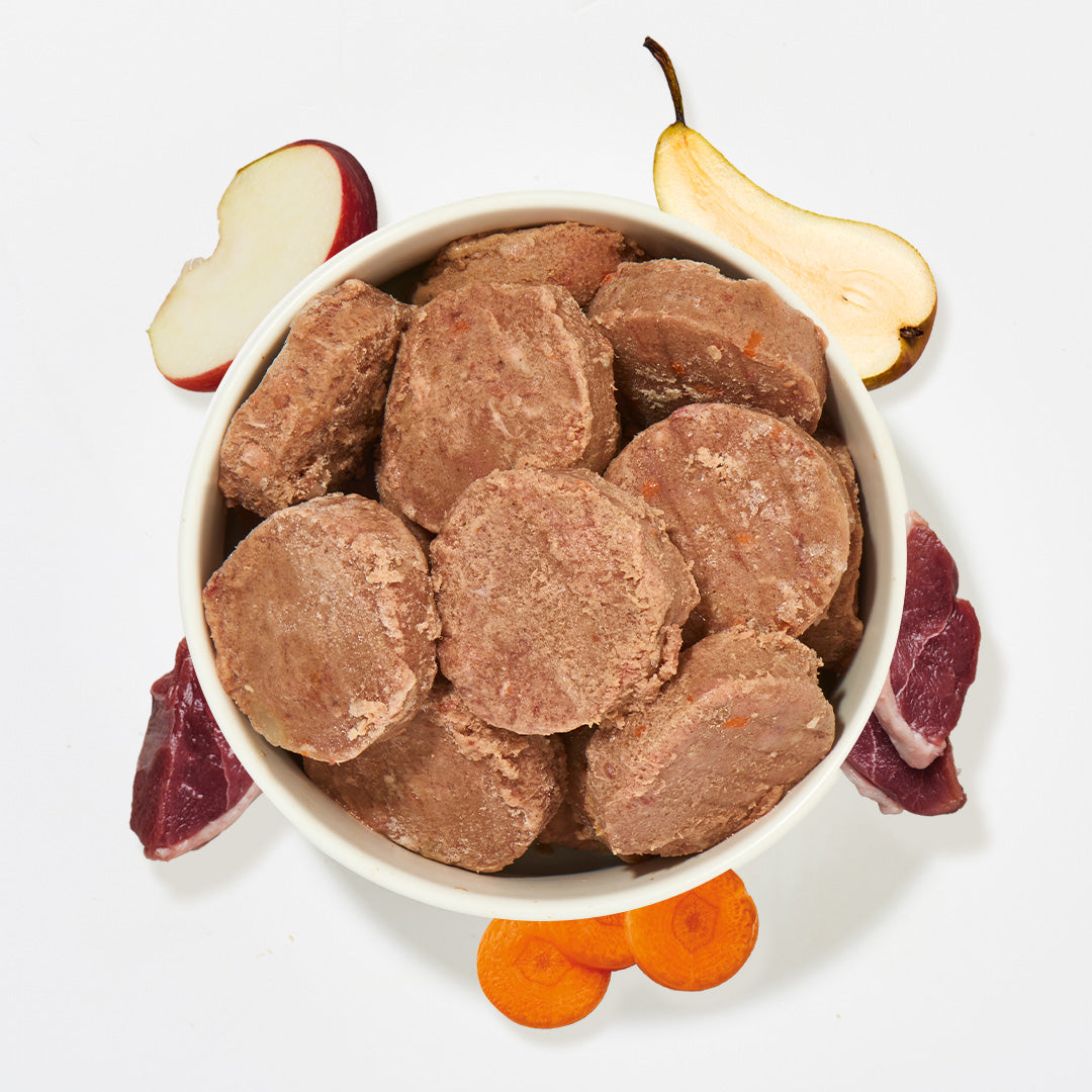 BARF Komfort PLUS Ente Taler – gefrorene Entenfleisch-Taler mit Karotten, Apfel, Birne und natürlichen Zusätzen für Hunde.