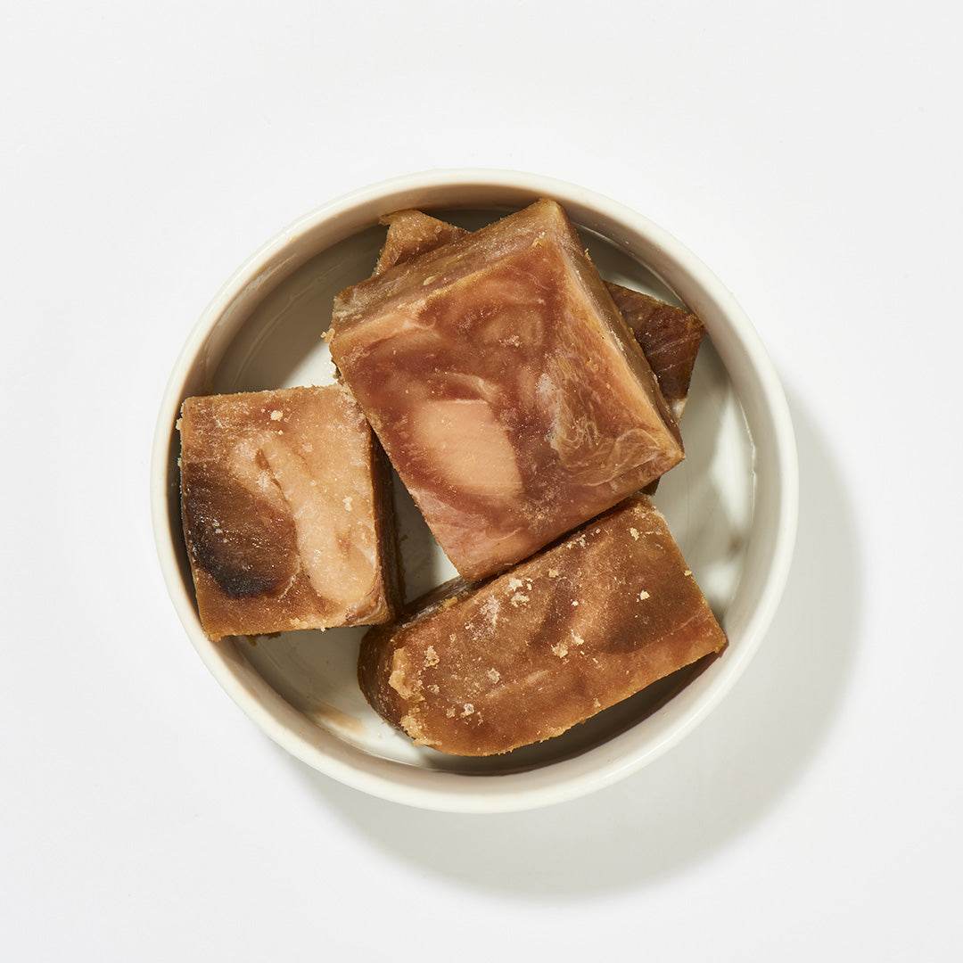 Thunfisch in Stücken, 500g, Einzelfuttermittel für Hunde und Katzen, gefrorene Stücke.