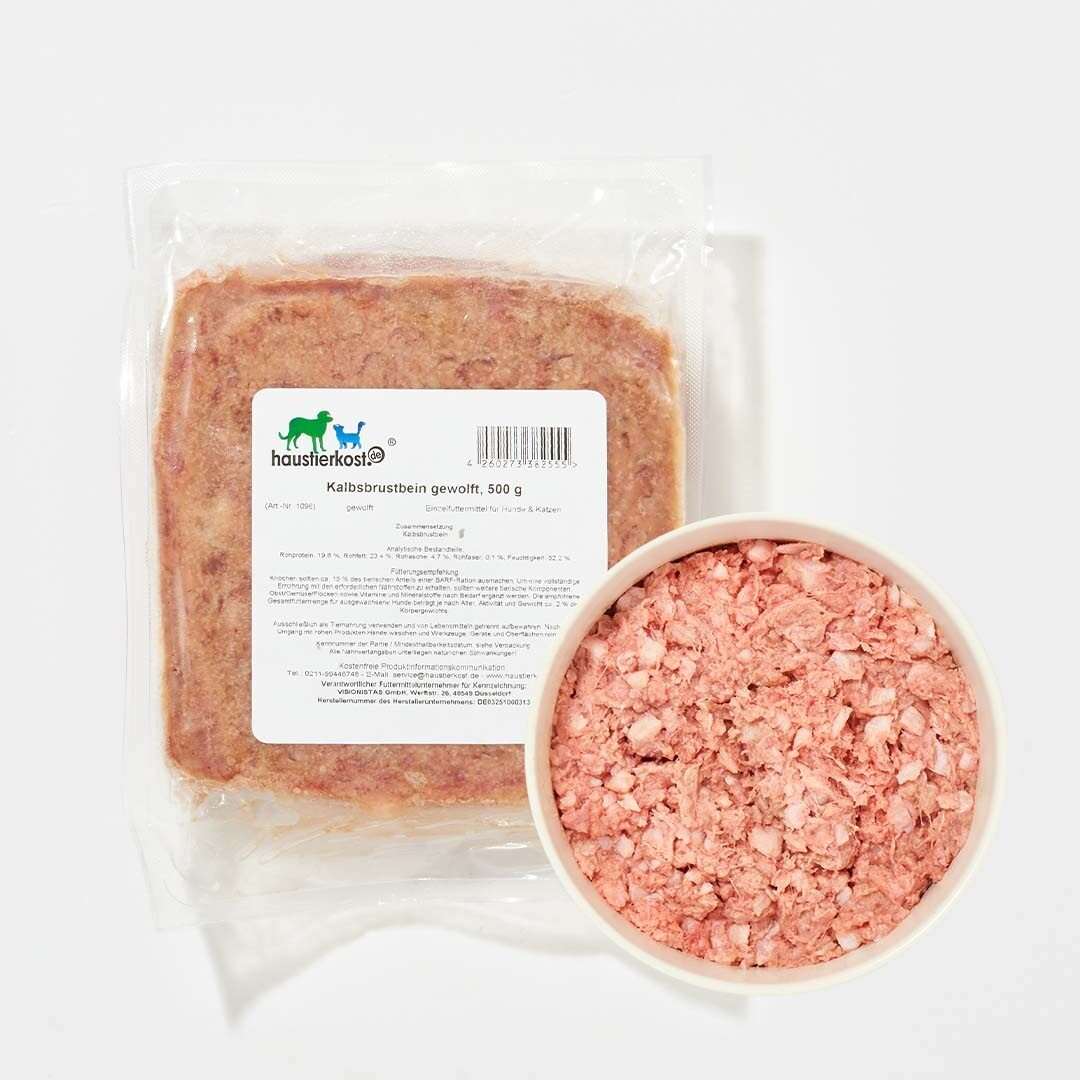 Kalbsbrustbein gewolft in 500 g Packung, geeignet für Hunde aller Altersklassen.
