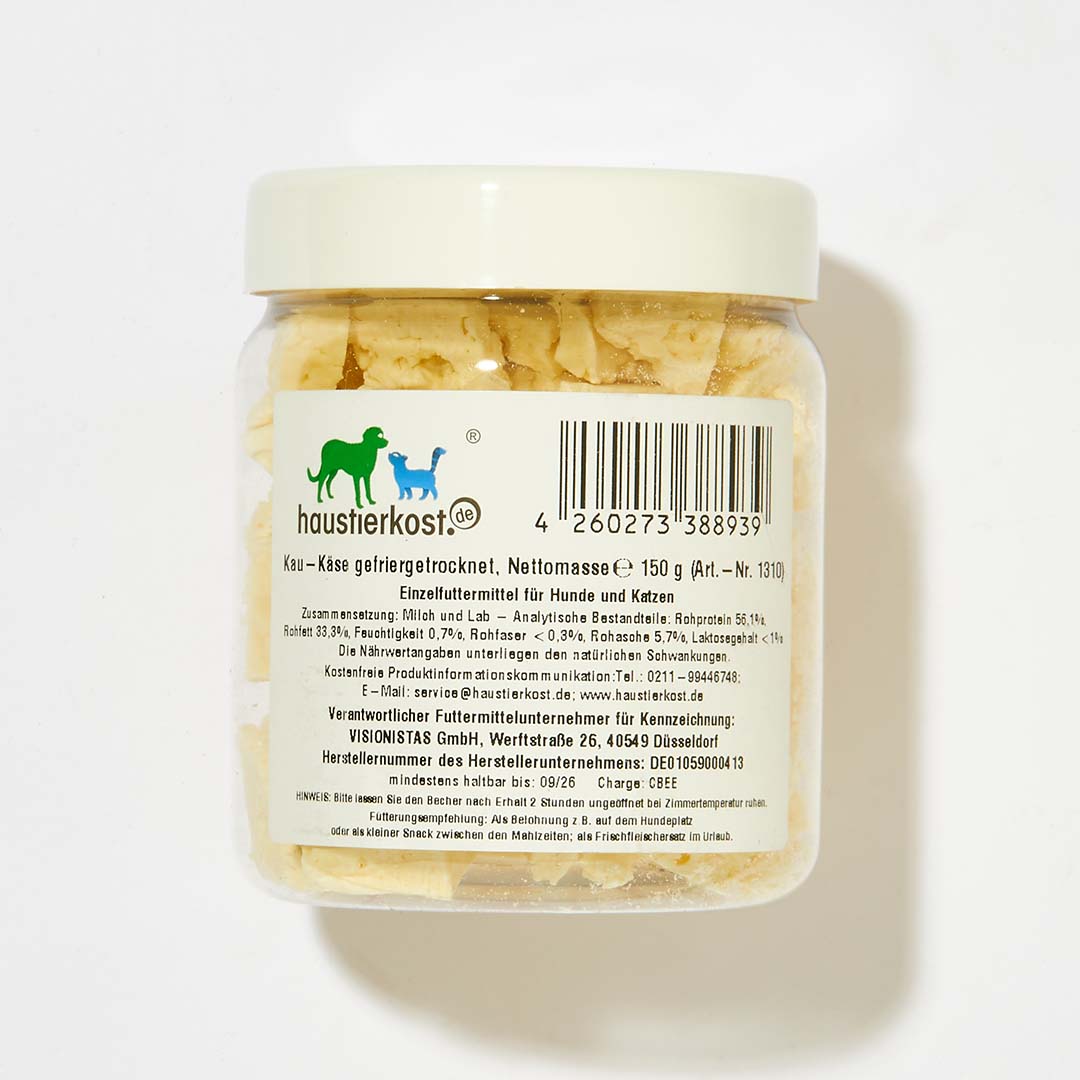 Gefriergetrockneter Kau-Käse im 150 g Behälter, ideal als Belohnung oder Snack für Hunde.