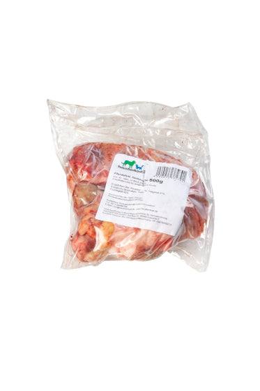 Tiefgefrorenes Pferdefett, geeignet für aktive Hunde, in einer transparenten Verpackung.