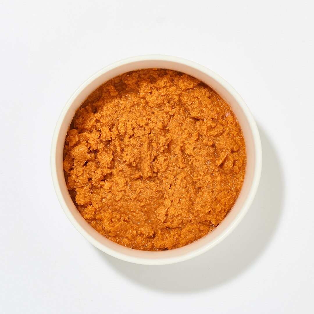 Süßkartoffel-Brei in weißer Schüssel, 250 g, ballaststoffreiche Alternative zu Reis.