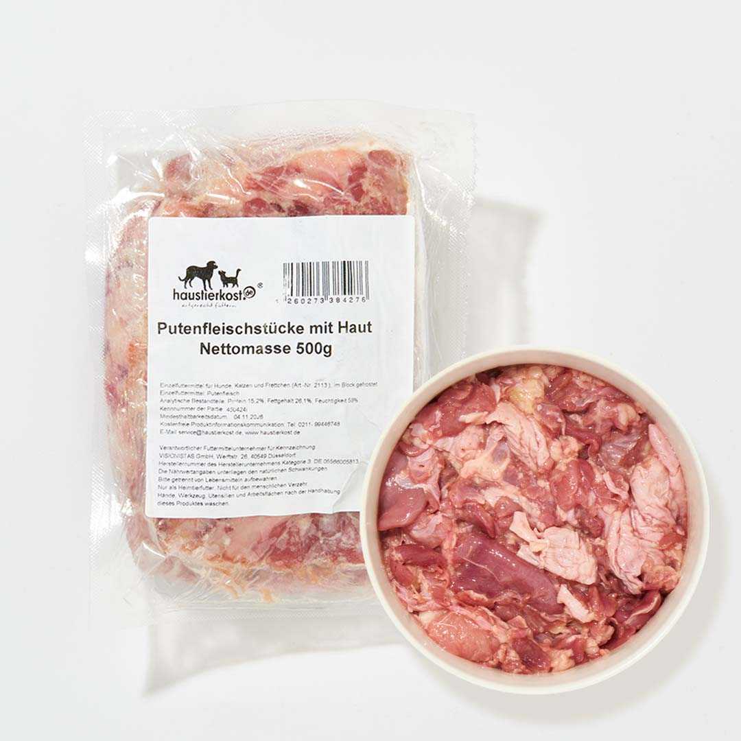 Putenfleischstücke mit Haut, 500 g, Tiefkühlware in Blöcken, ideal für Hunde und Katzen.