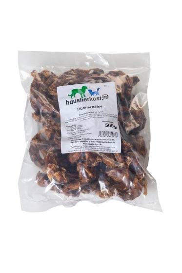 Hühnerhälse 500 g, geeignet für kleine Hunde, in transparenter Verpackung.