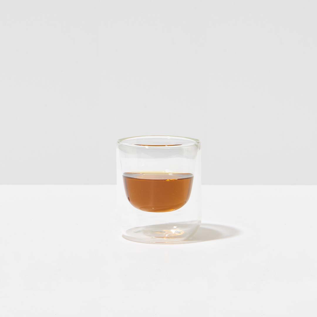 Glas mit ägyptischem Schwarzkümmelöl 100 ml zur Unterstützung von Haut und Fell bei Allergien, nicht für Katzen geeignet.