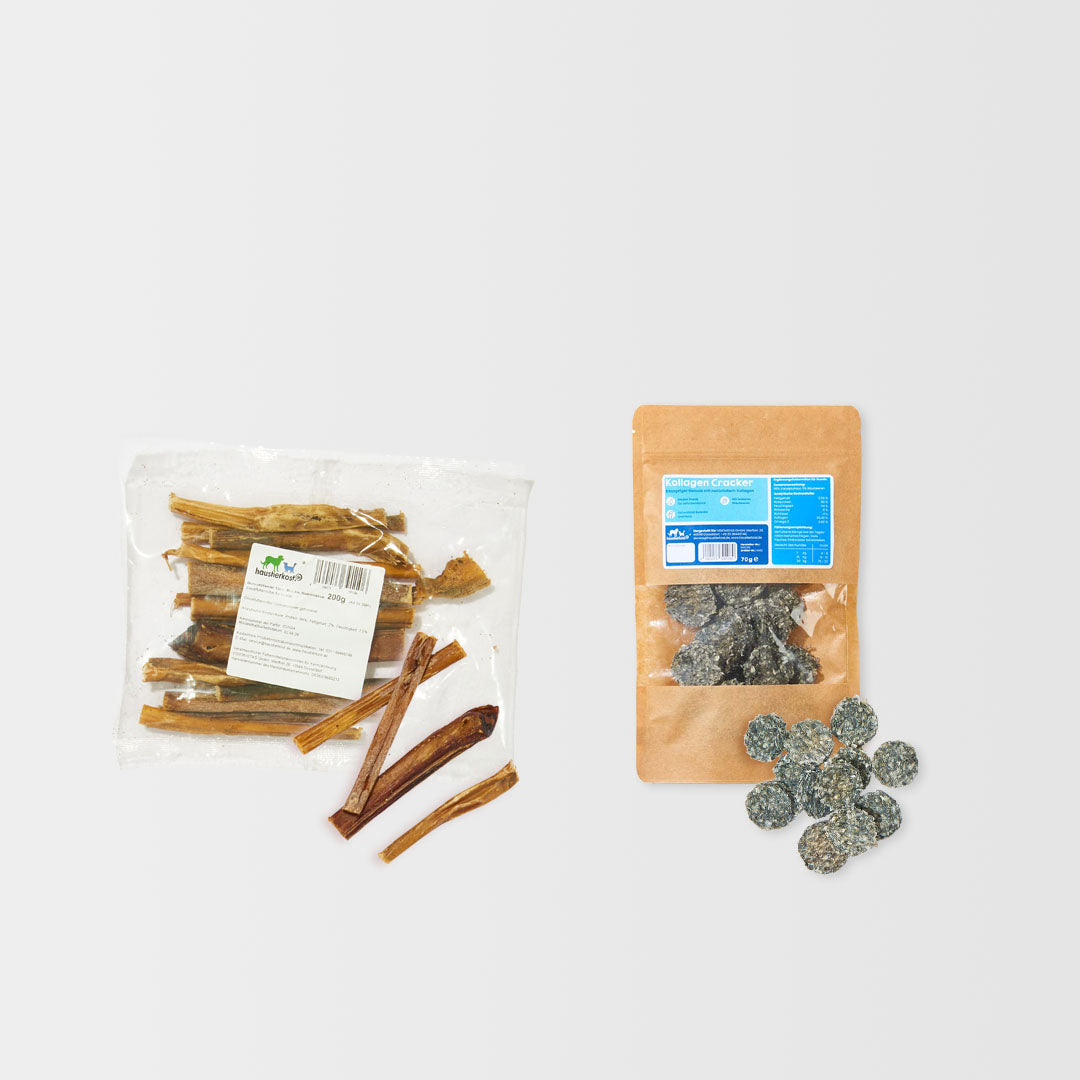 Kauartikel-Paket für kleine Hunde mit getrockneten Hundesnacks und Kollagen Crackern in Verpackungen