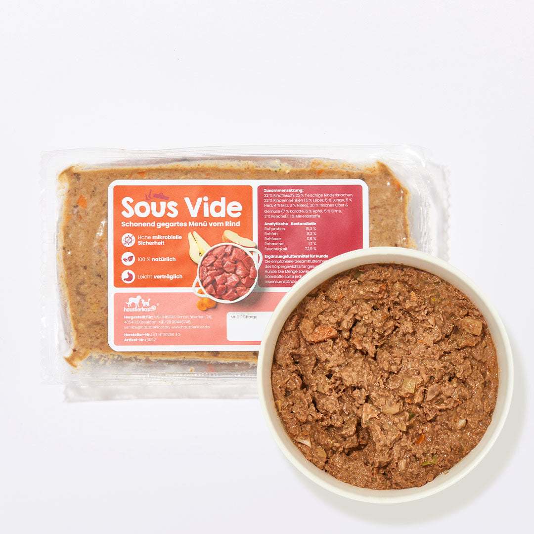 Sous Vide Menü Rind für Hunde, schonend gegart, nährstoffreiche Mahlzeit.