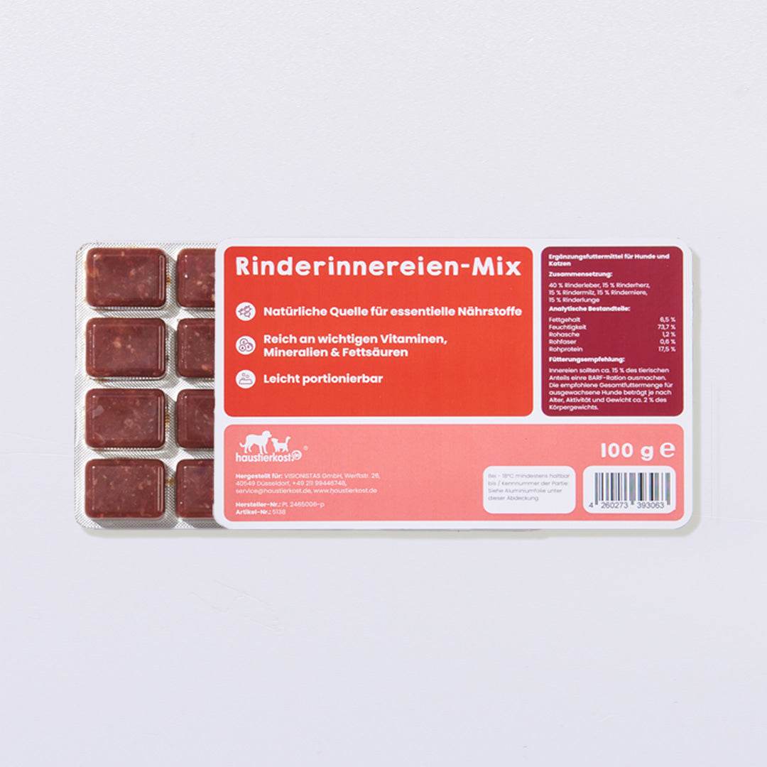 Rinderinnereien-Mix 100 g in Blisterpackung mit 20 Würfeln à 5 g für hygienische Dosierung.