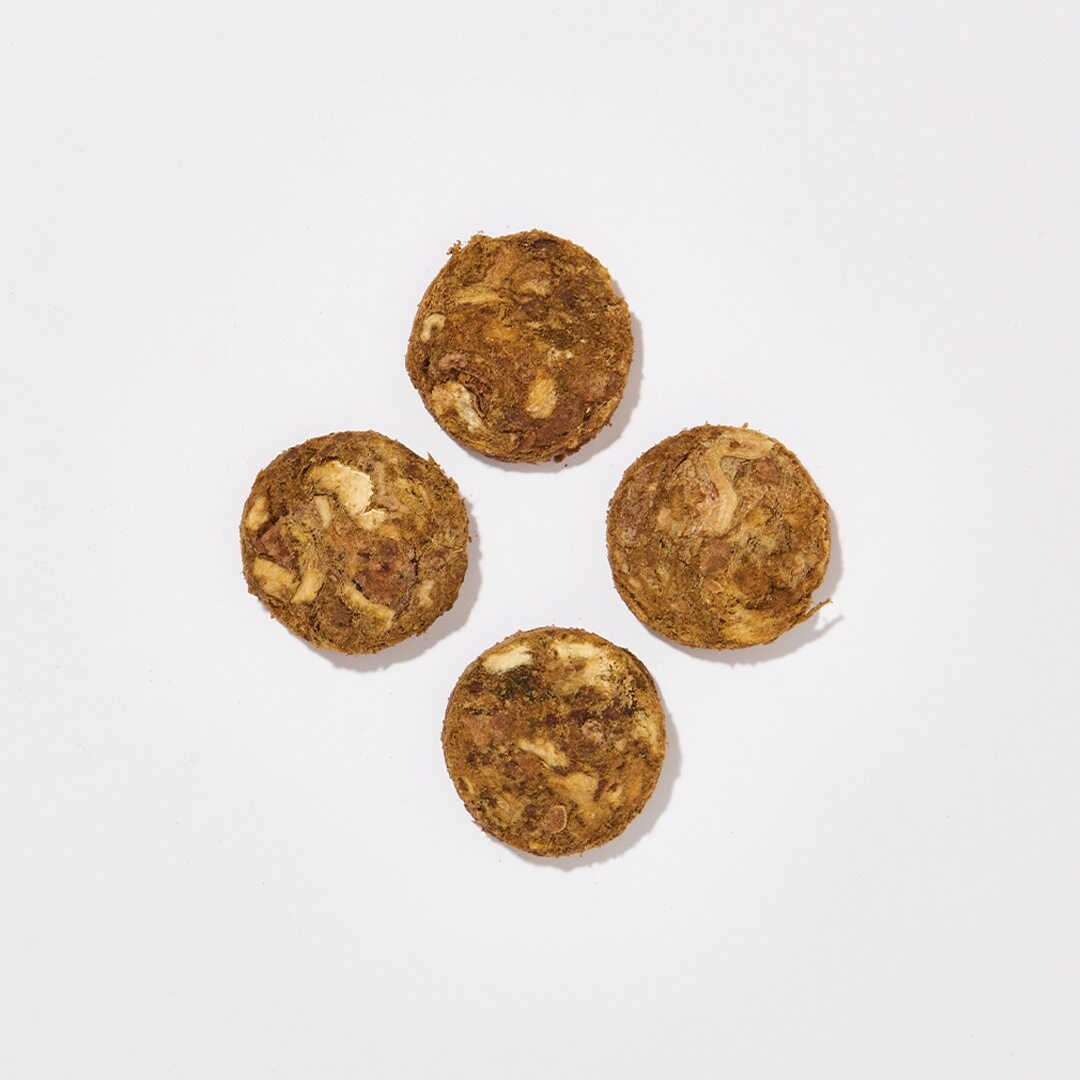 BARF2GO Komfort Plus Huhn Taler gefriergetrocknete Hundesnacks ohne Kühlung, 150 g, portionierbar und geruchlos