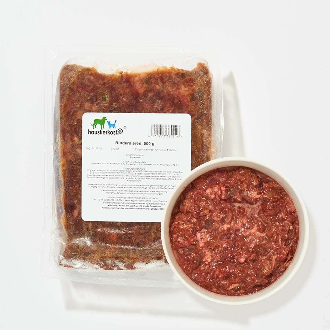 Verpackte Rindernieren, 250 g, in Plastik und Schale; eiweißreiches Tierfutter für Hunde und Katzen.