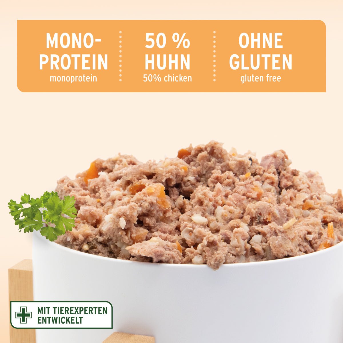 AniForte Nassfutter Senior Huhn mit 50% Huhn, monoprotein und glutenfrei, gesunde Mahlzeit für ältere Hunde.