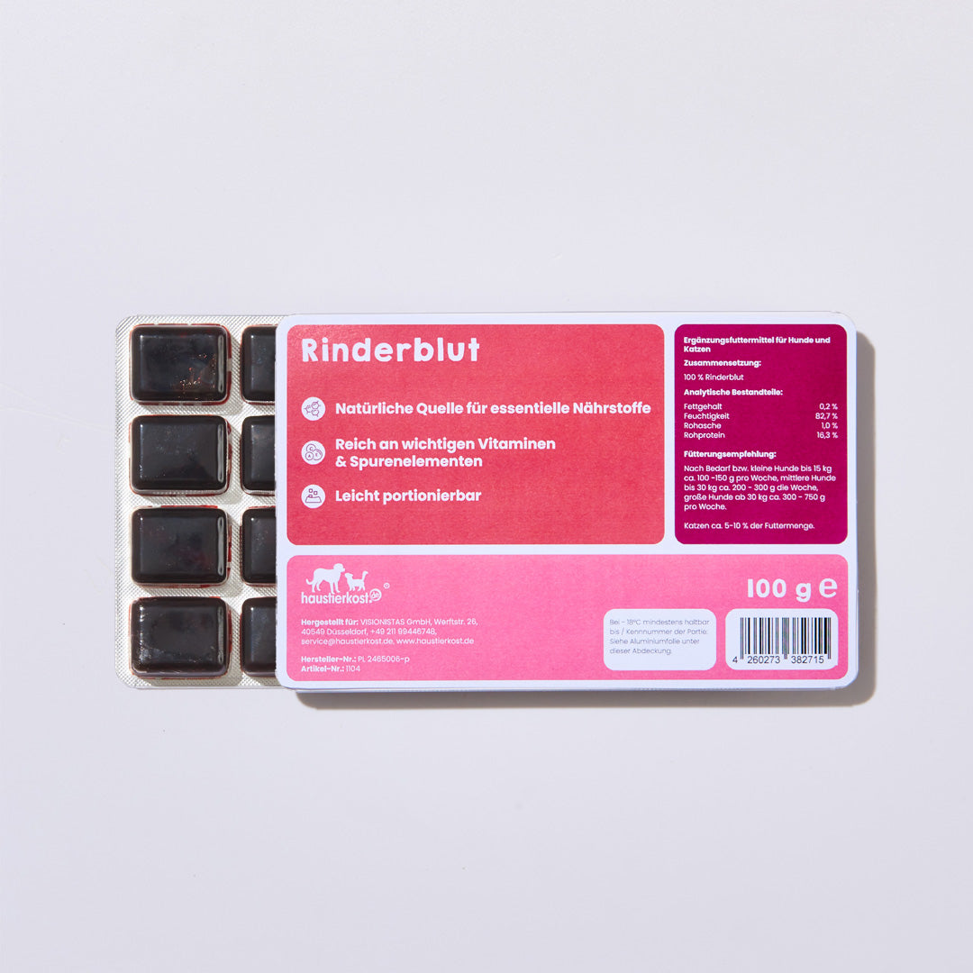 Rinderblut-Produkt in Blisterverpackung mit einzeln entnehmbaren Portionen, 100 ml, reich an Vitaminen und Spurenelementen für Hunde und Katzen.